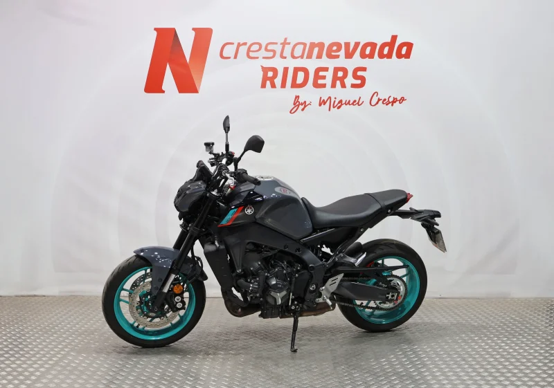 Imagen de Yamaha MT 09 A2