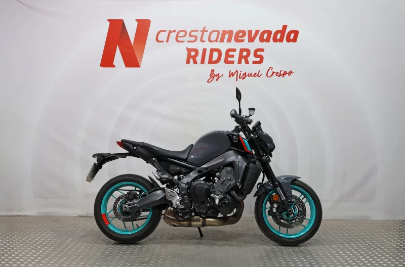 Imagen de Yamaha MT 09 A2