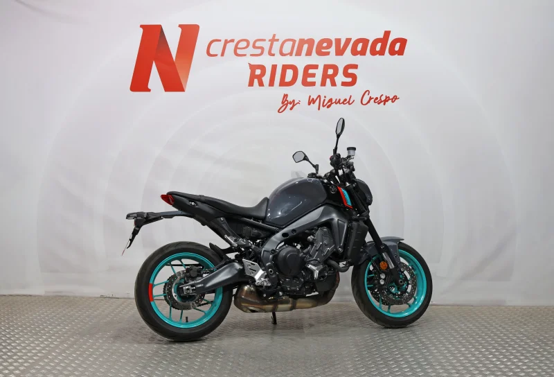 Imagen de Yamaha MT 09 A2