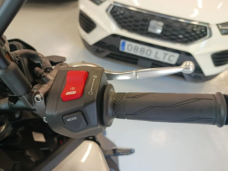Imagen de Yamaha MT 09 SP