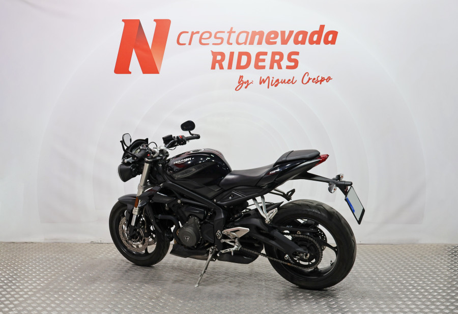 Imagen de Triumph STREET TRIPLE S