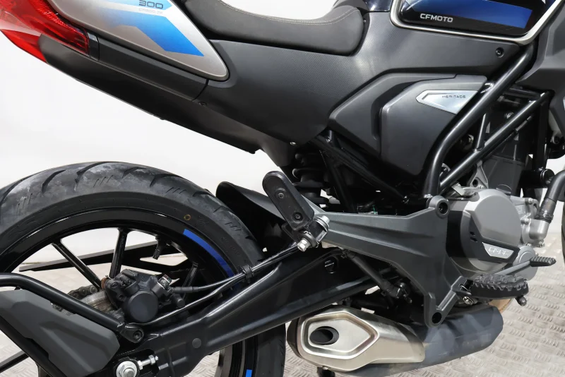 Imagen de CFMOTO 300CL-X