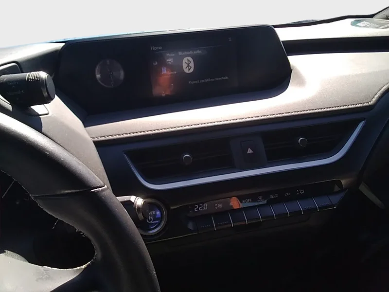 Imagen de Lexus UX