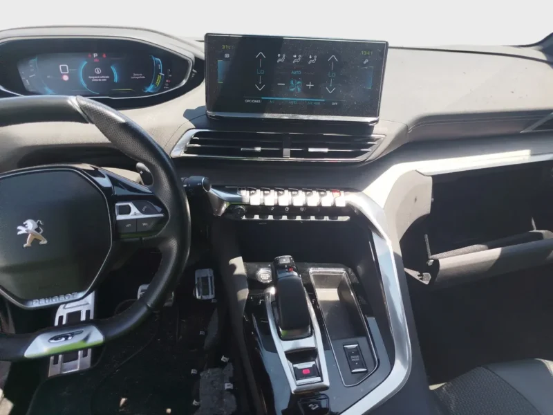 Imagen de Peugeot 3008 Hybrid