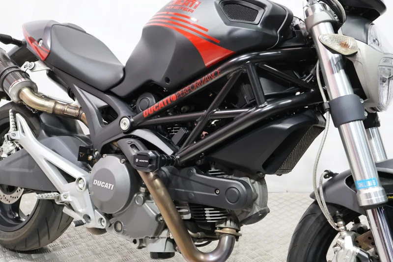 Imagen de Ducati Monster 696