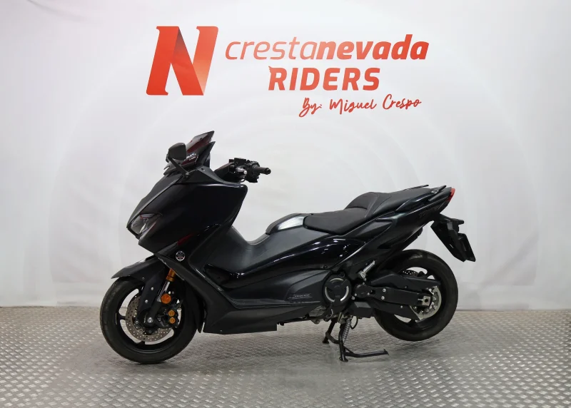 Imagen de Yamaha TMAX 560 TECH MAX