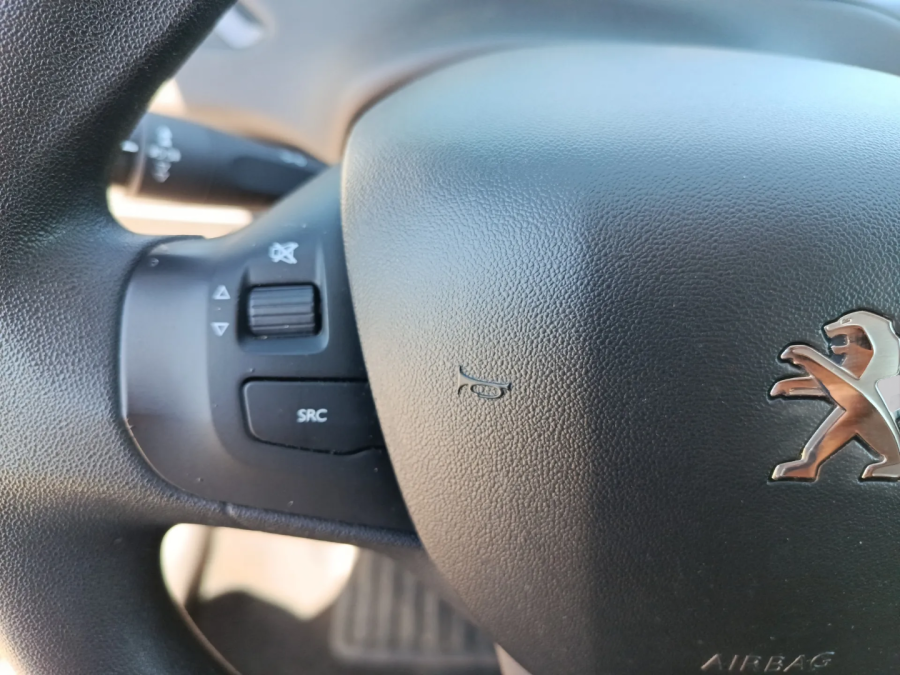 Imagen de Peugeot 208
