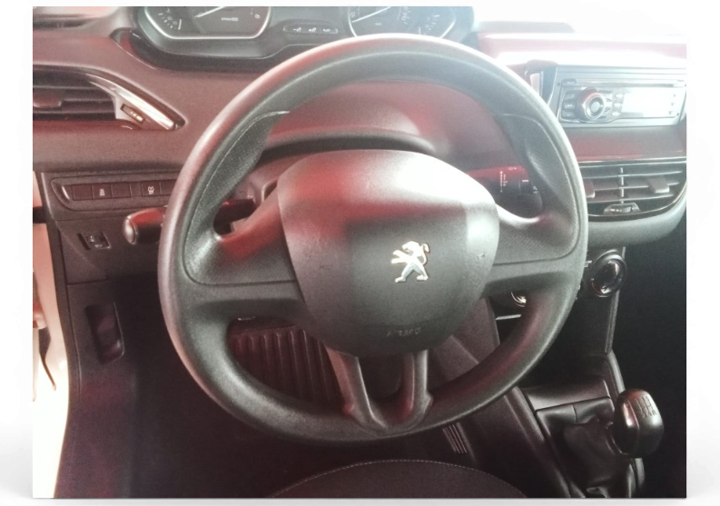 Imagen de Peugeot 208