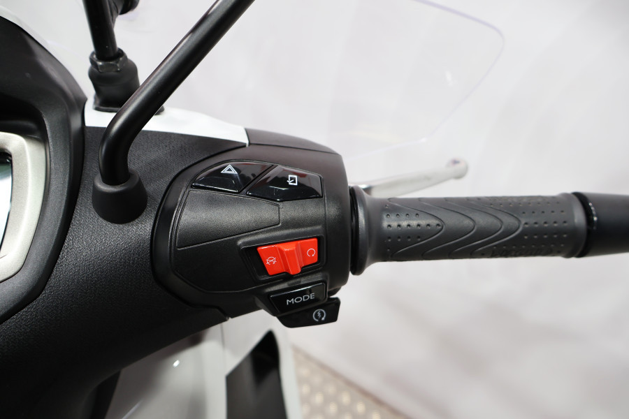 Imagen de Piaggio BEVERLY 400 HPE