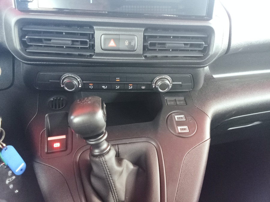 Imagen de Peugeot Rifter