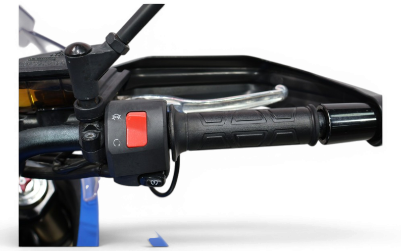 Imagen de CFMOTO 650MT A2