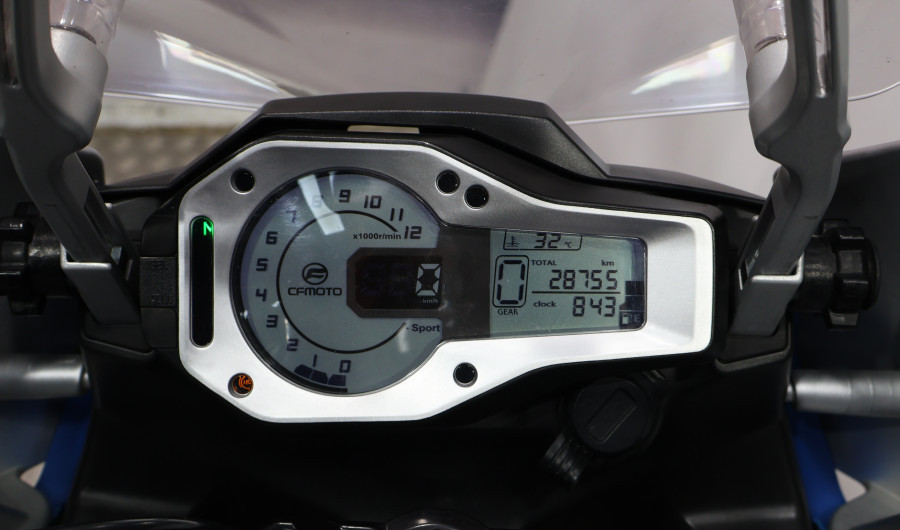 Imagen de CFMOTO 650 MT