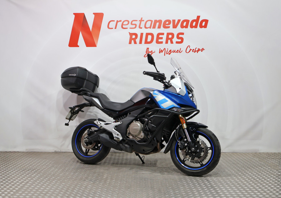 Imagen de CFMOTO 650 MT