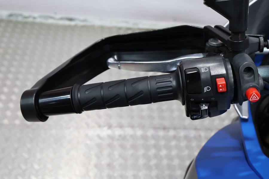Imagen de CFMOTO 650 MT