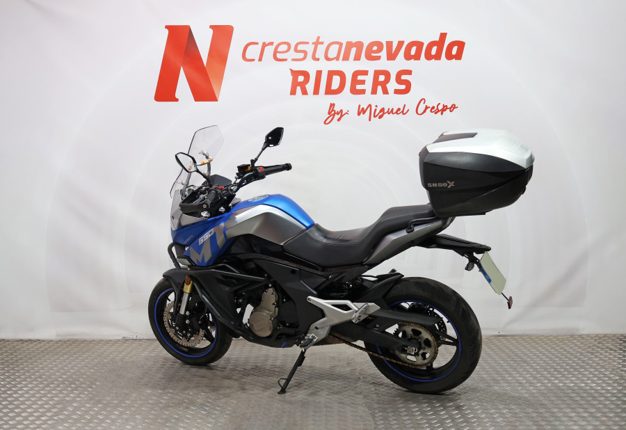 Imagen de CFMOTO 650 MT
