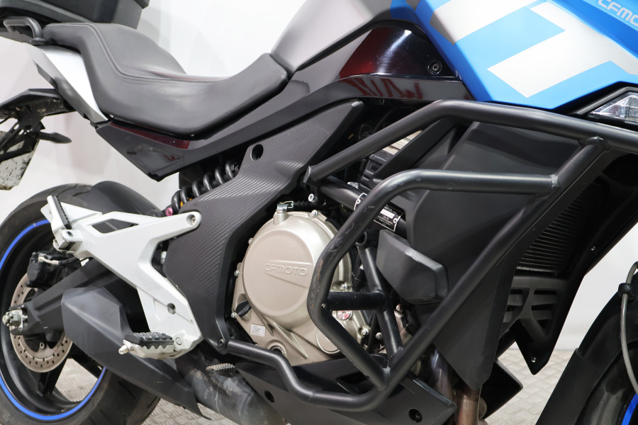 Imagen de CFMOTO 650 MT