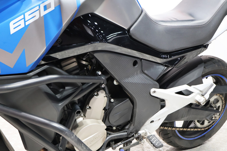 Imagen de CFMOTO 650 MT