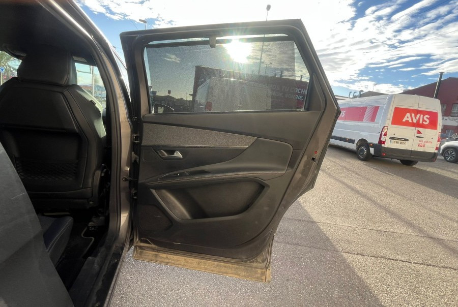 Imagen de Peugeot 5008