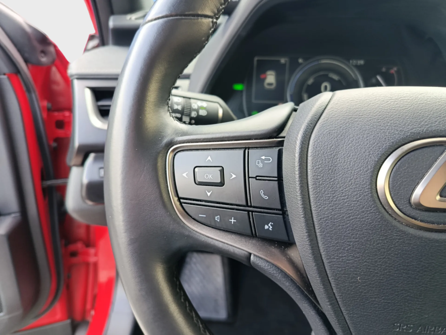 Imagen de Lexus UX
