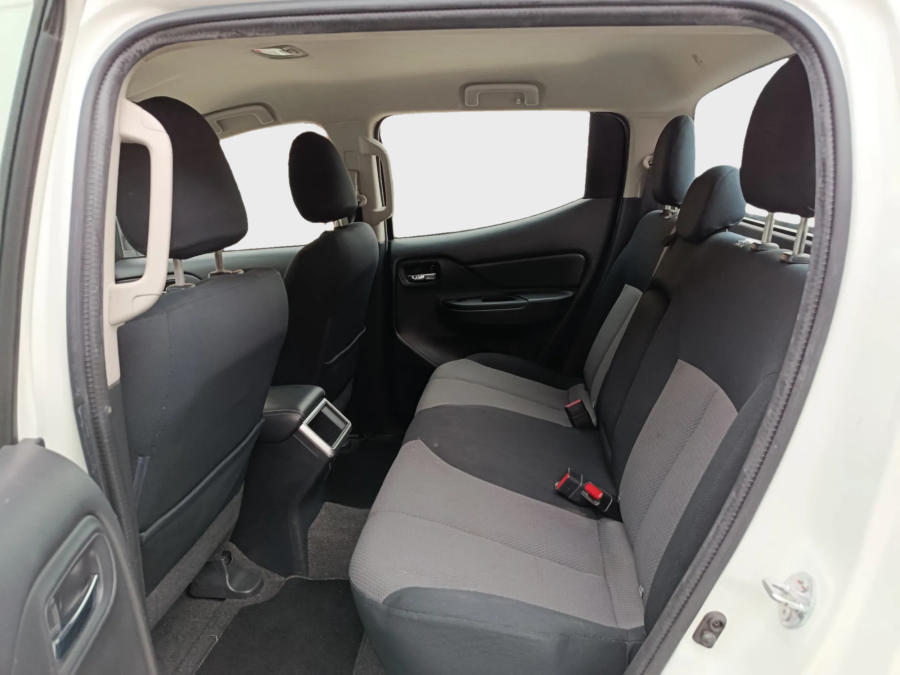 Imagen de Mitsubishi L200