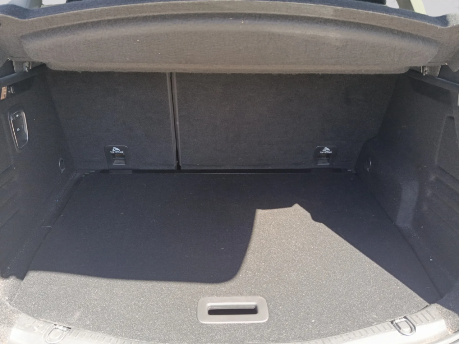 Imagen 9 de Renault Scénic Diesel 150 CV por 17.490 €