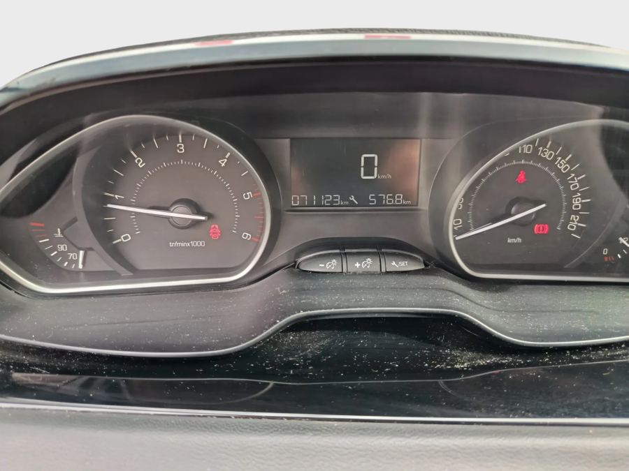 Imagen de Peugeot 208