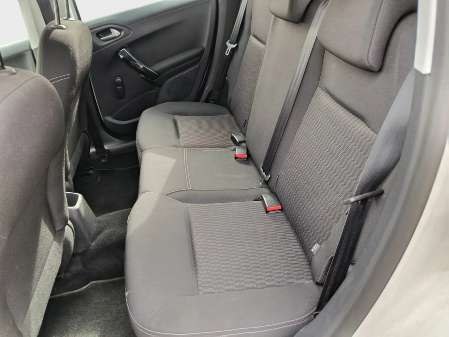 Imagen de Peugeot 208