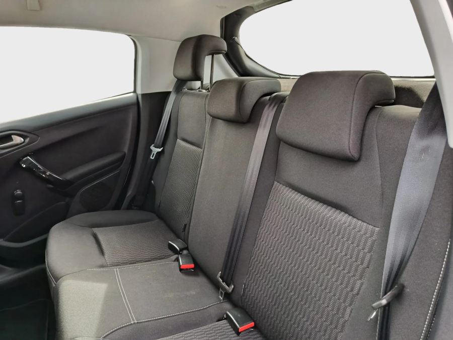Imagen de Peugeot 208
