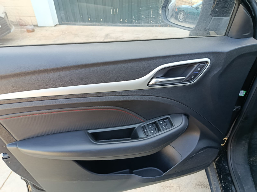 Imagen de Mg ZS