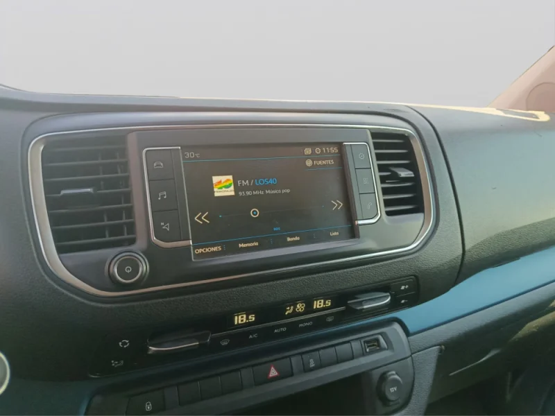 Imagen de Peugeot Traveller