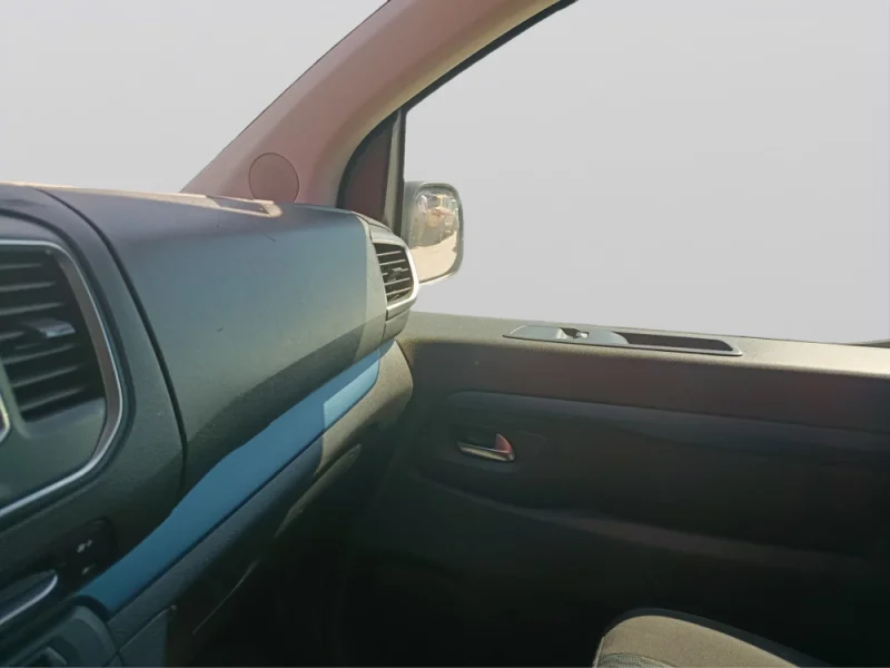 Imagen de Peugeot Traveller