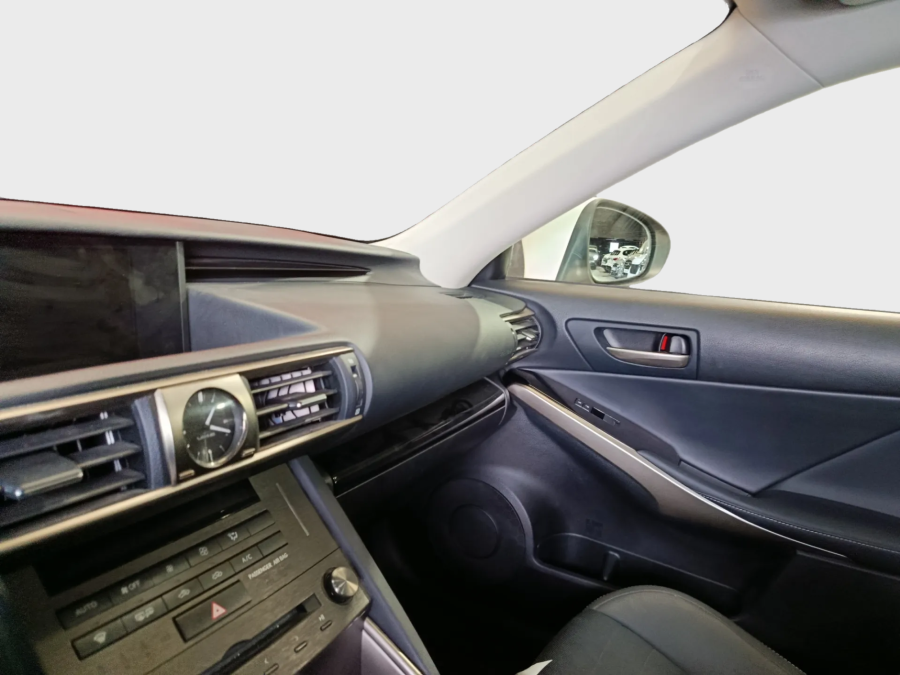 Imagen de Lexus IS