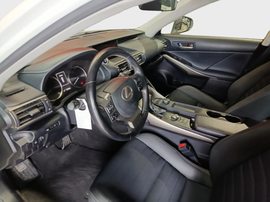Imagen de Lexus IS