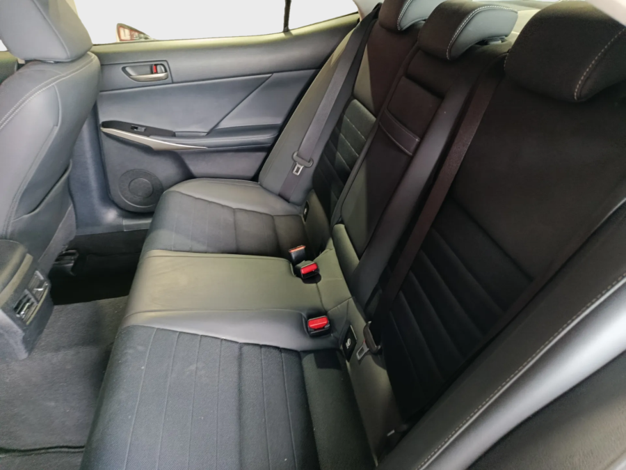 Imagen de Lexus IS