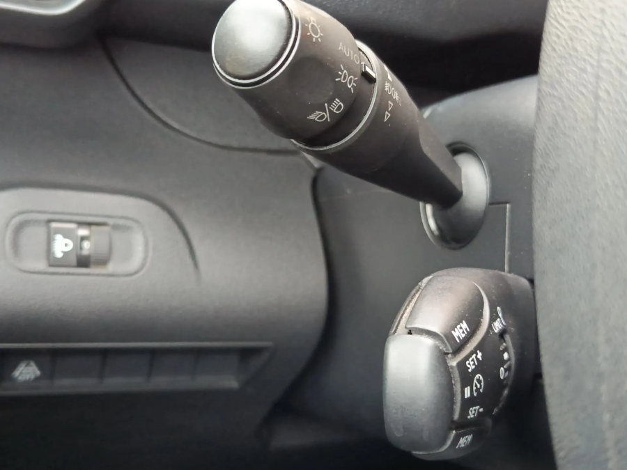 Imagen de Peugeot Rifter