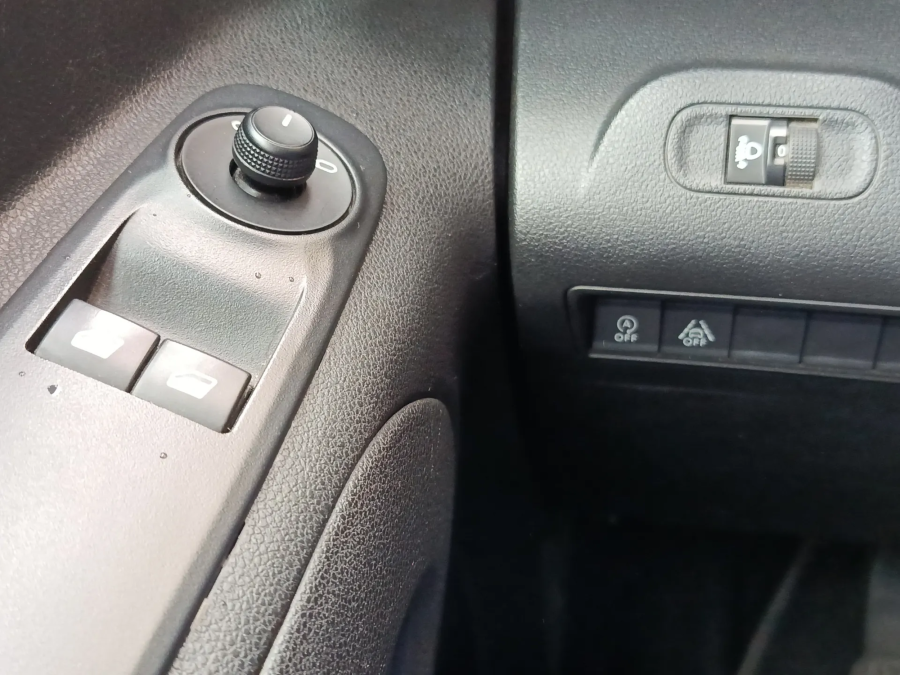 Imagen de Peugeot Rifter