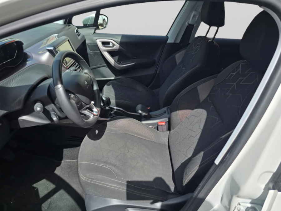 Imagen de Peugeot 2008