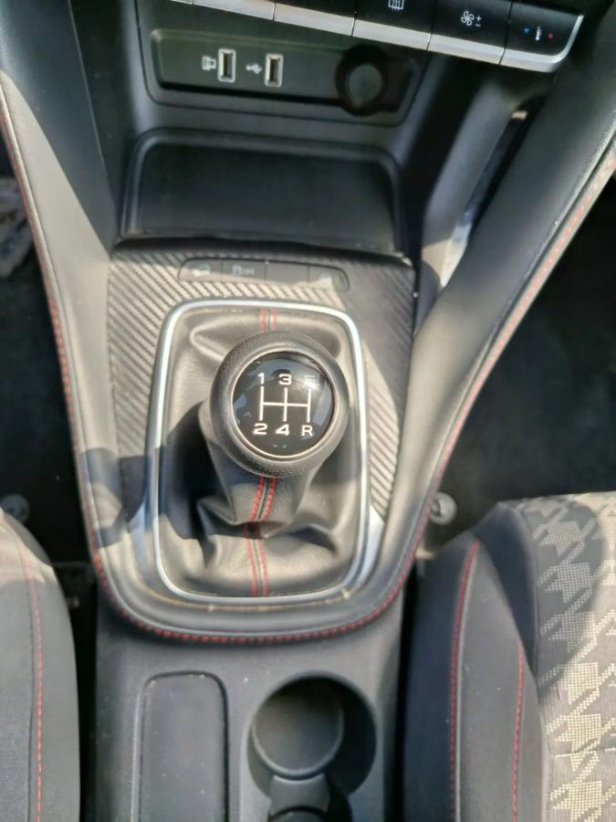 Imagen de Mg ZS
