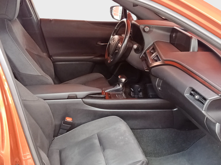 Imagen de Lexus UX