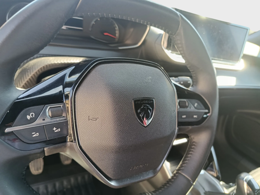 Imagen de Peugeot 2008
