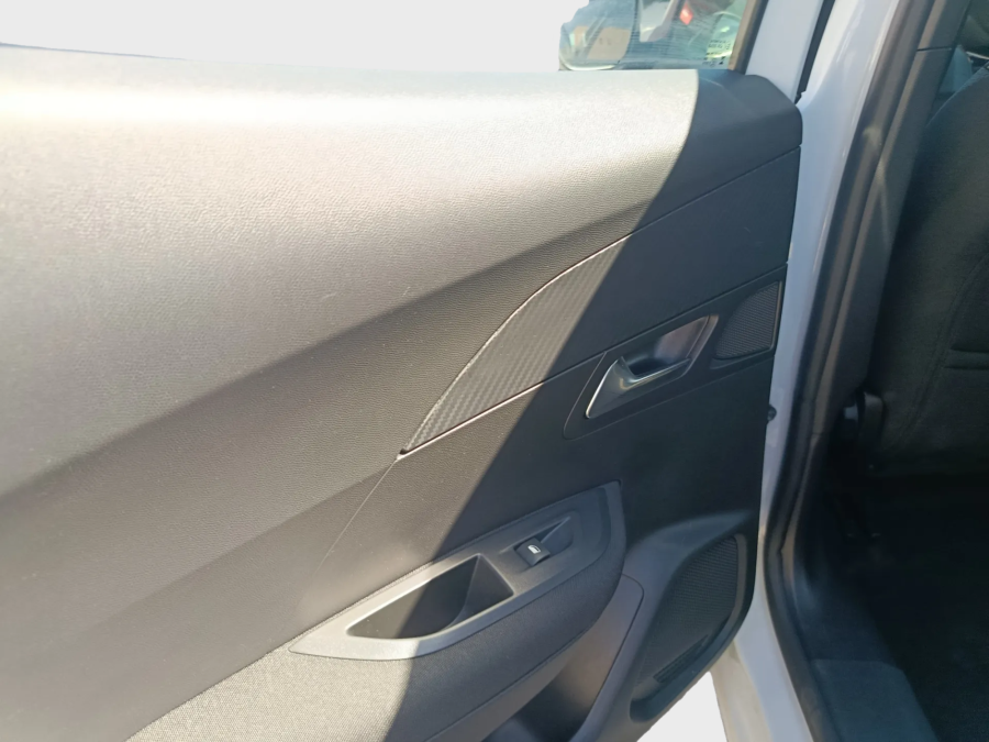 Imagen de Peugeot 2008