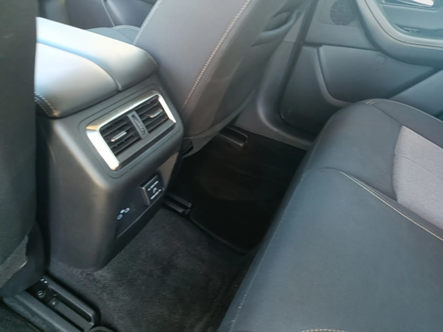 Imagen de Mazda CX-60