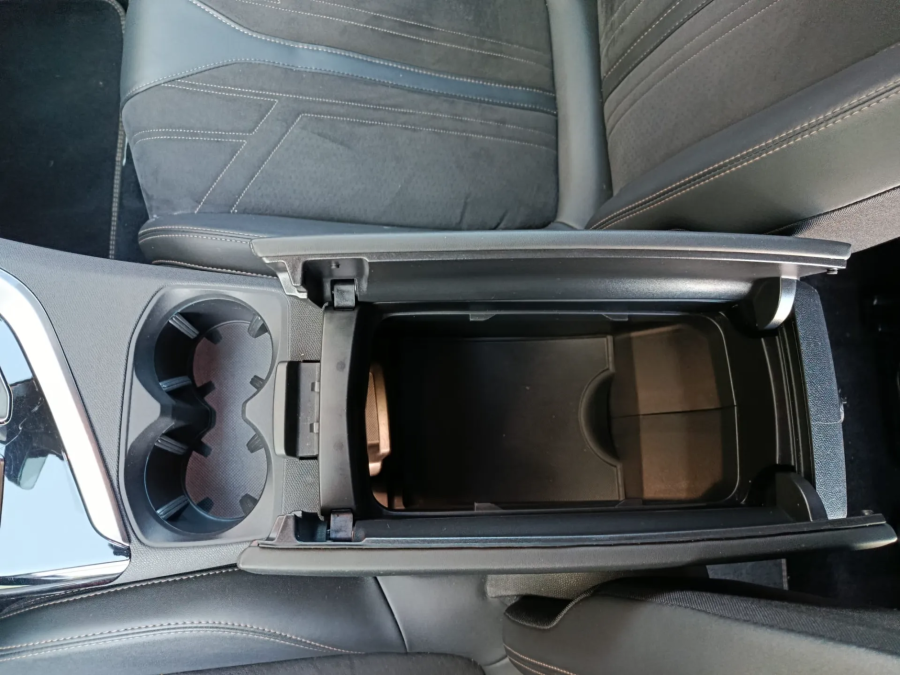 Imagen de Peugeot 5008