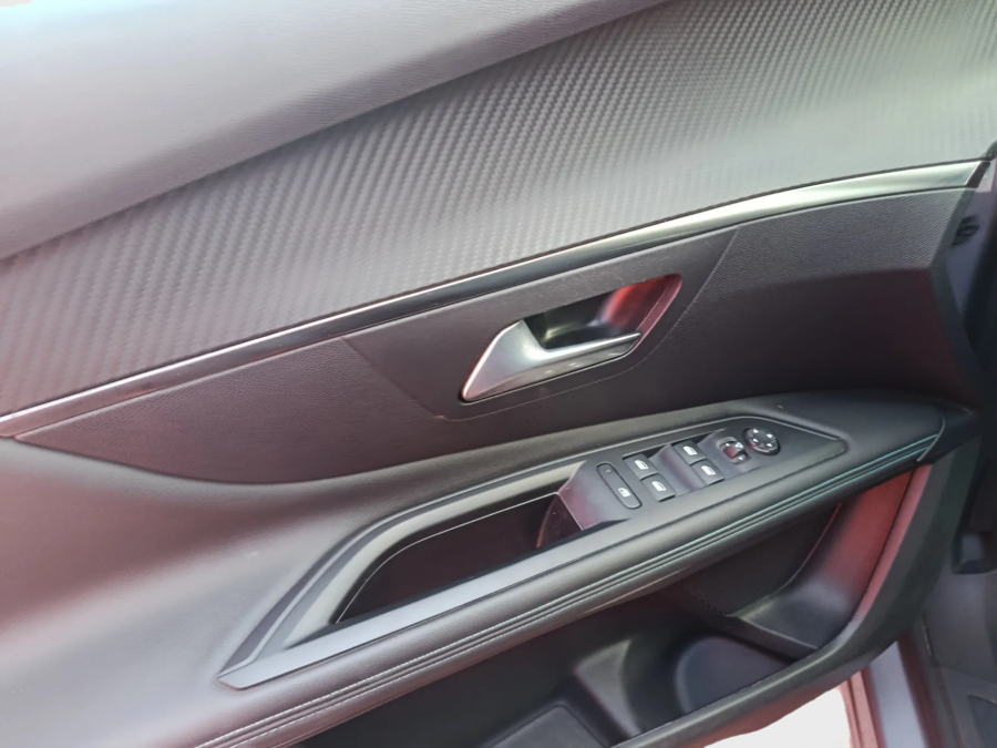 Imagen de Peugeot 3008