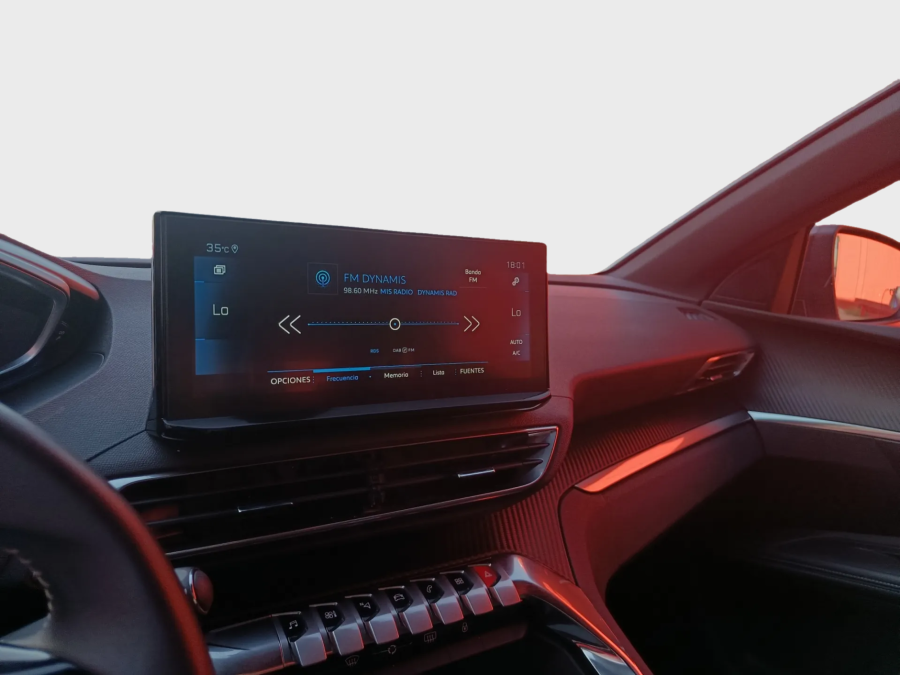 Imagen de Peugeot 3008