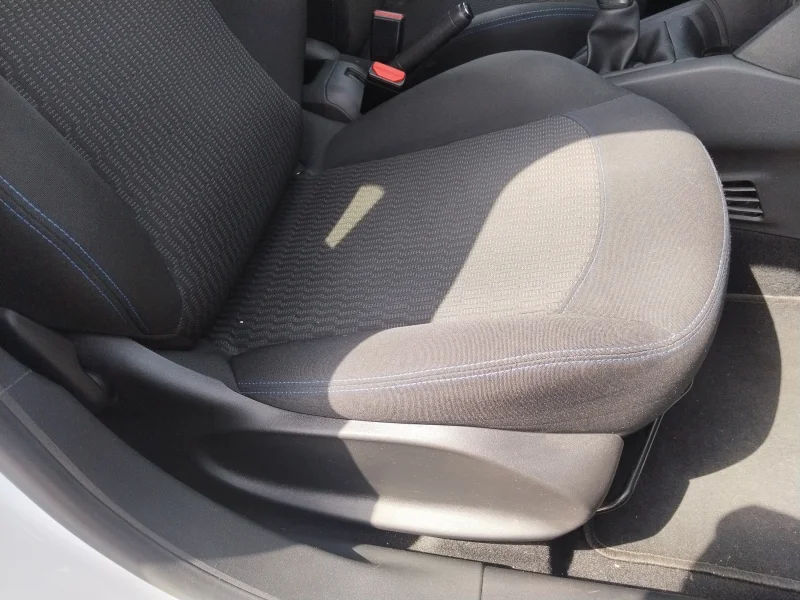 Imagen de Peugeot 208