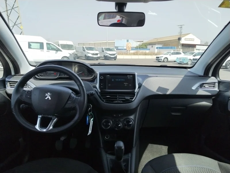 Imagen de Peugeot 208