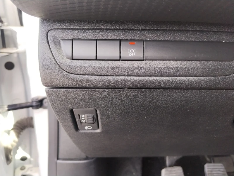 Imagen de Peugeot 208