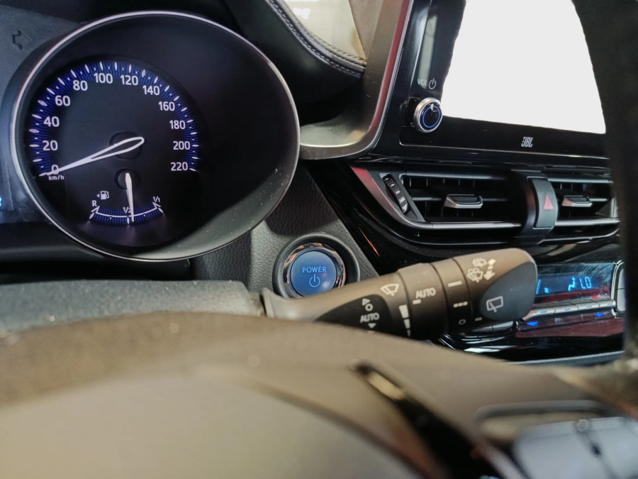 Imagen de TOYOTA C-HR