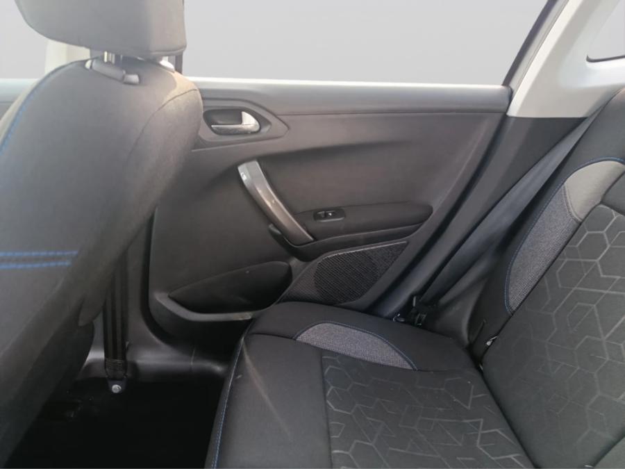 Imagen de Peugeot 2008